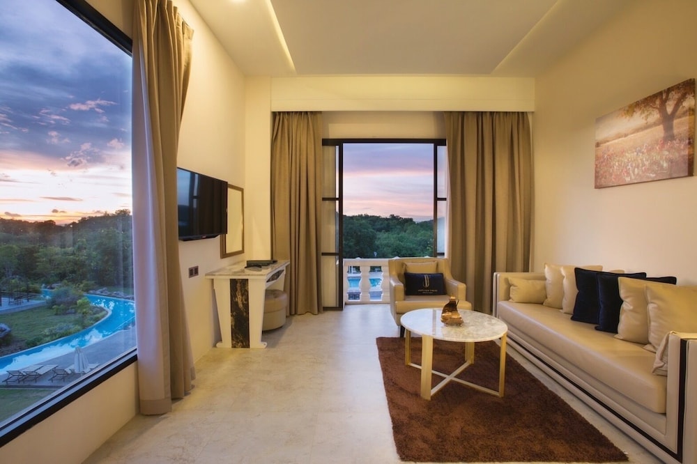 jupiter trevi resort and spa