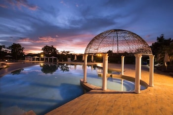 jupiter trevi resort and spa