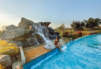 Jupiter Trevi Resort And Spa,,5 star