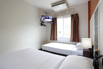 rambuttri village inn and plaza