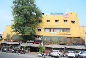 sky star hotel