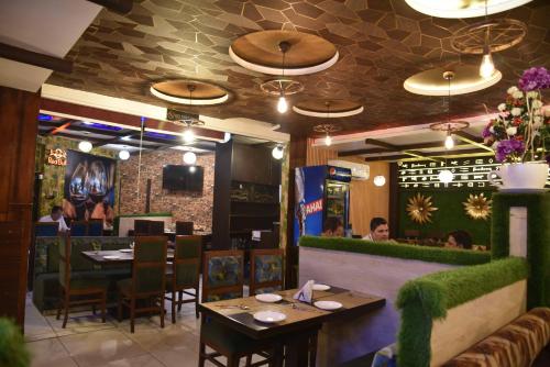 sky star hotel