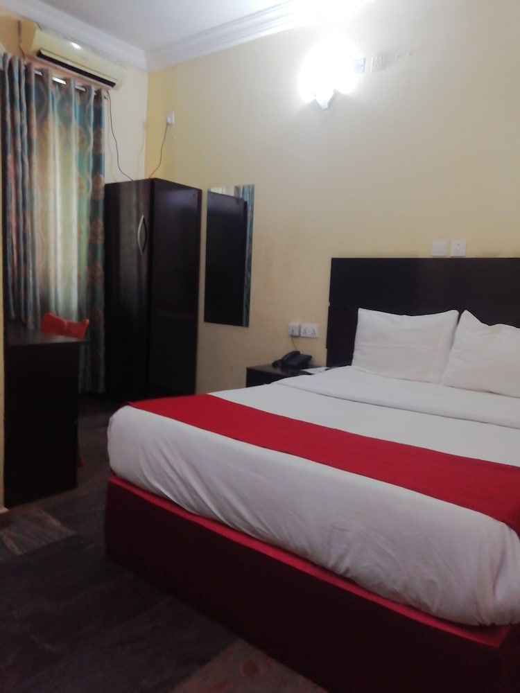 icon valley hotels limited