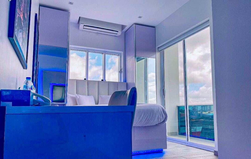 dreams by dv8 hotel