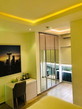 dreams by dv8 hotel
