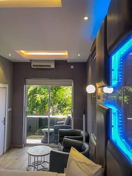 dreams by dv8 hotel