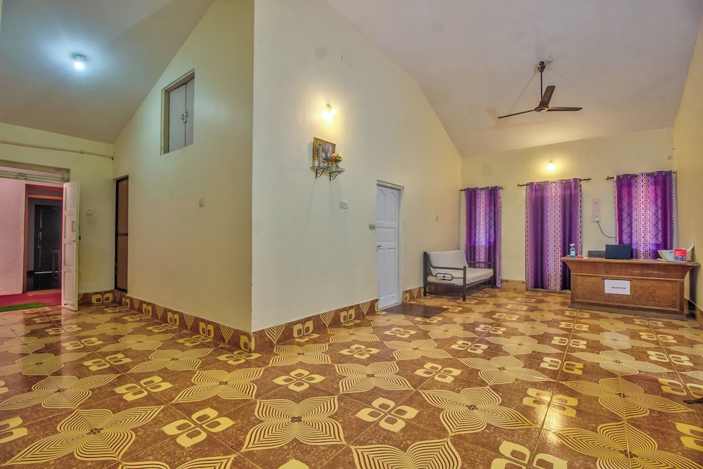 jacks calangute place