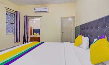 jacks calangute place