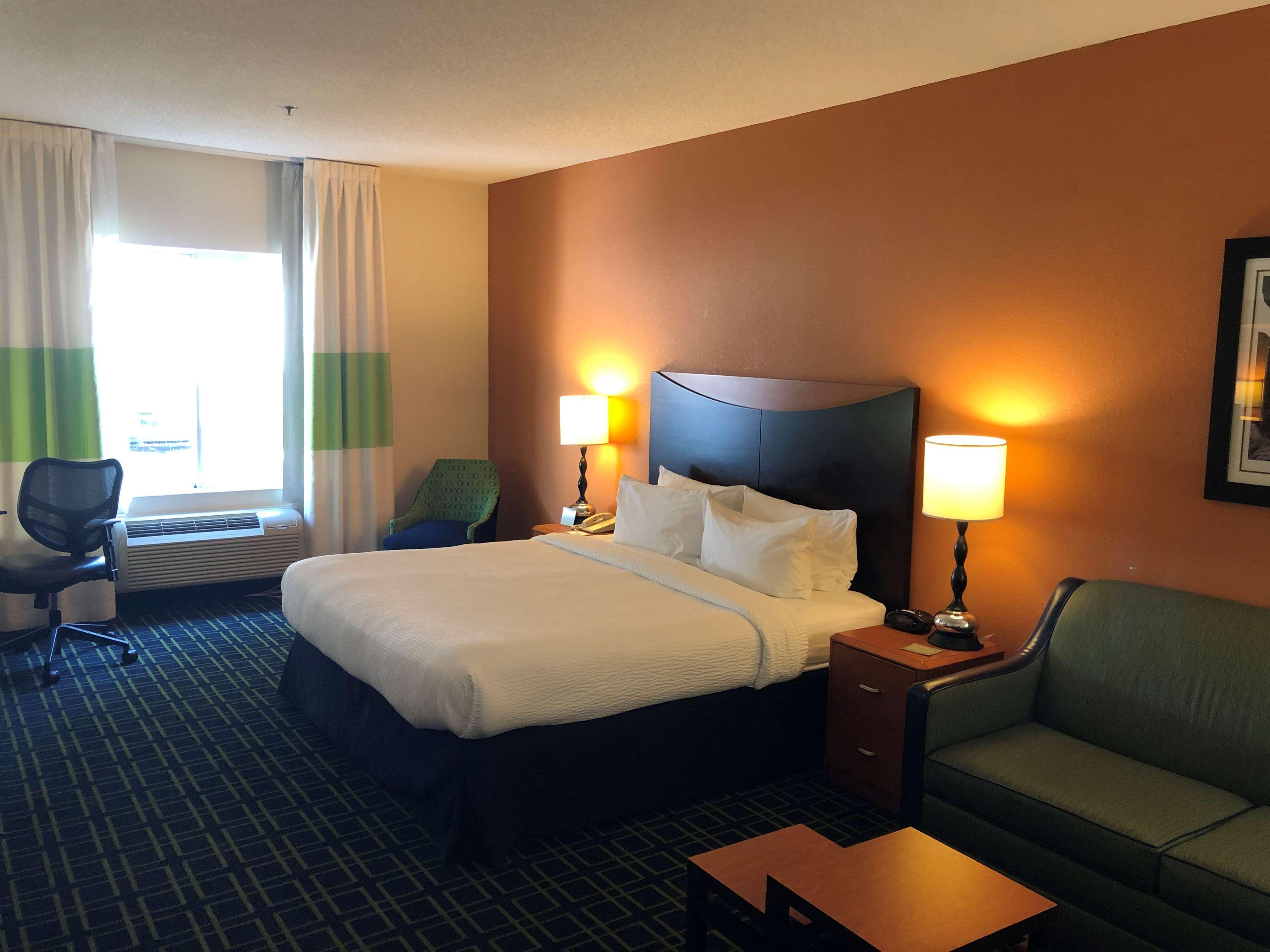 country inn and suites by radisson fayetteville i 95 nc
