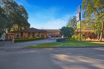 pleasant way river lodge