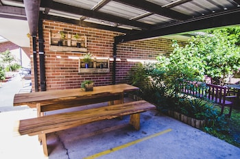 pleasant way river lodge