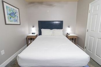 seaside amelia inn