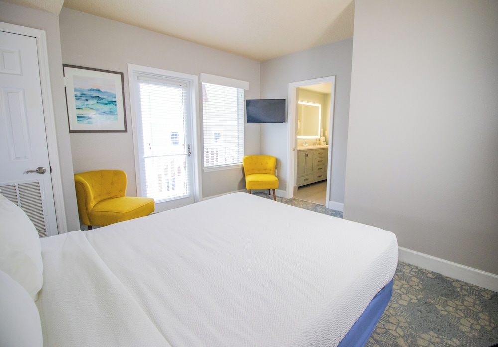 seaside amelia inn