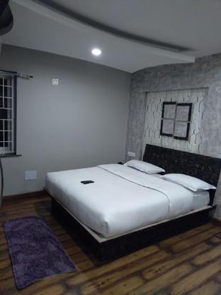 Sarkarpalace,Naduhatty>>Ooty,3 star