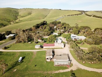 Cape Jervis Accommodation & Caravan Park,Cape Jervis>>Adelaide,4 star