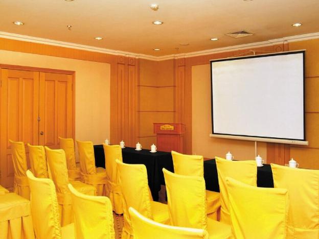 zhongshan business hotel