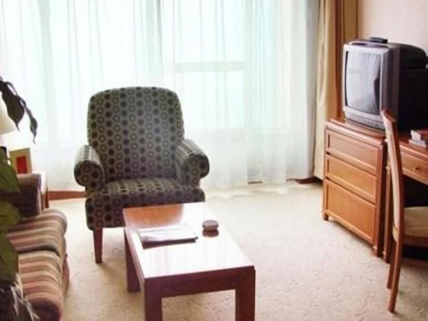 zhongshan business hotel