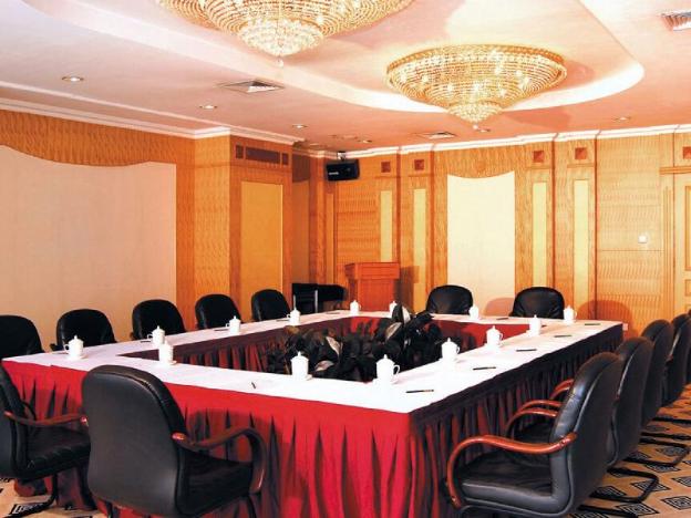 zhongshan business hotel