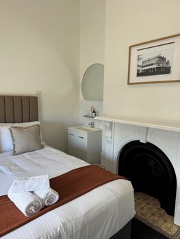 grand hotel kiama