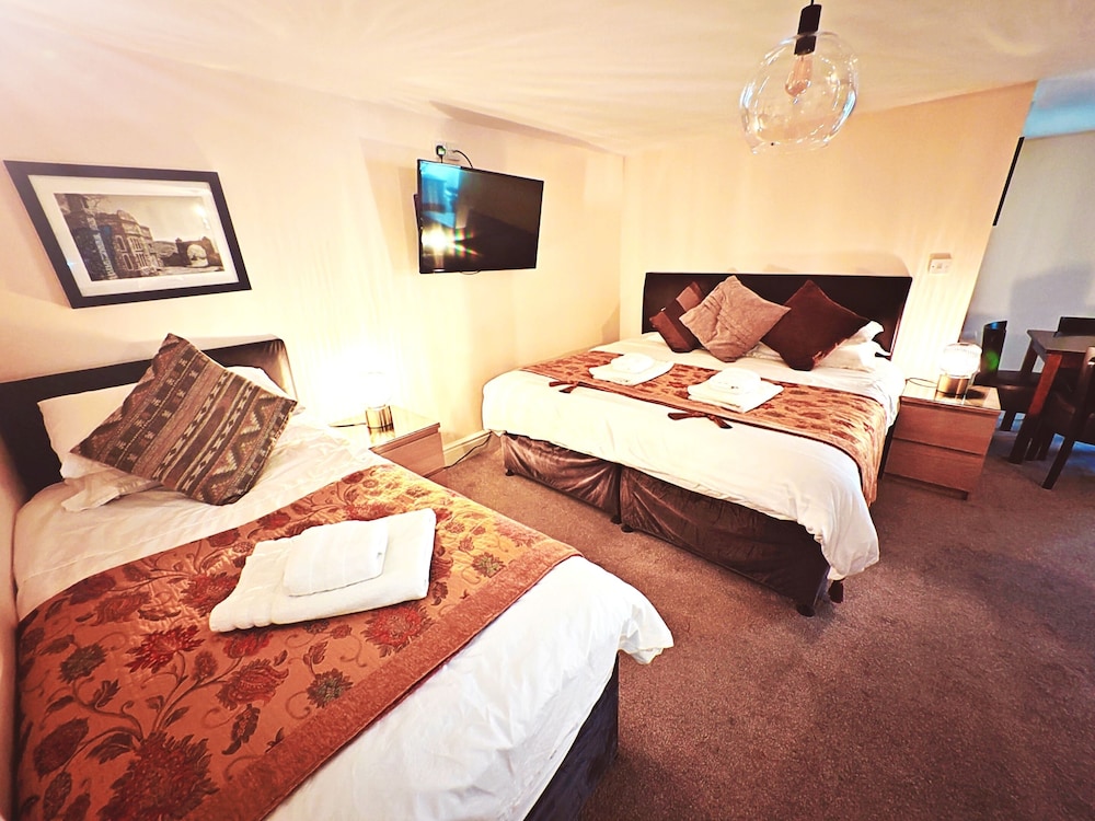 dolgun uchaf guesthouse