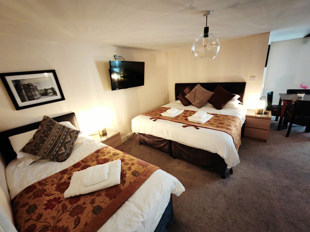 dolgun uchaf guesthouse
