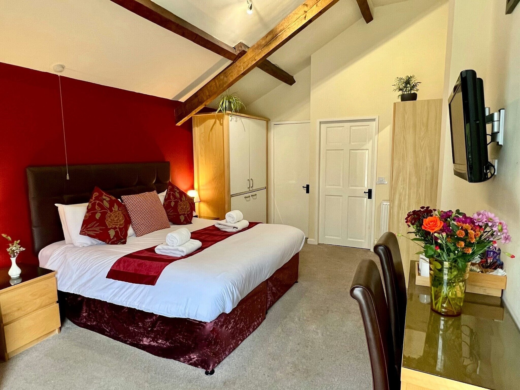 dolgun uchaf guesthouse