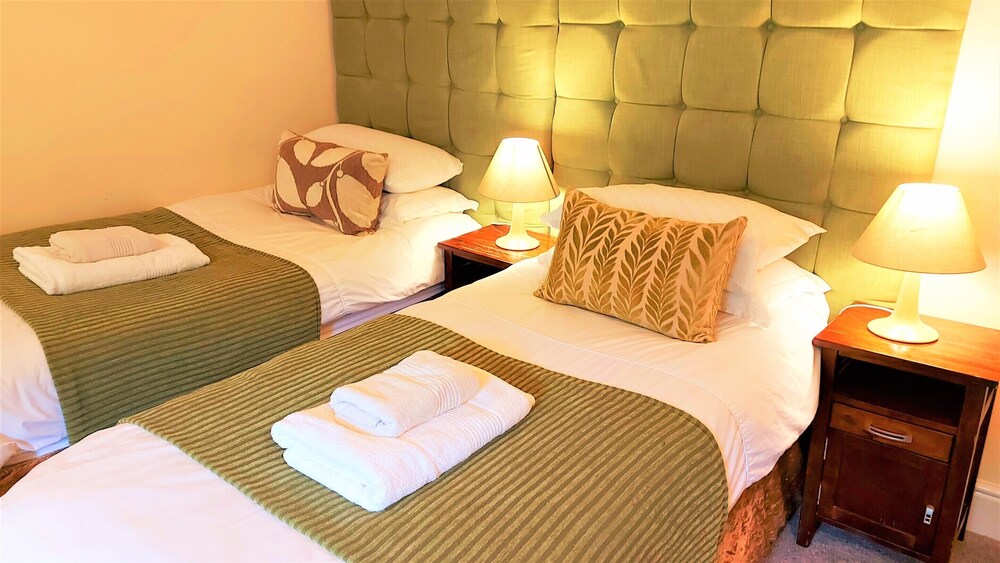 dolgun uchaf guesthouse