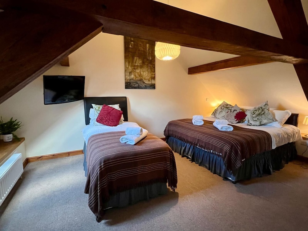 dolgun uchaf guesthouse