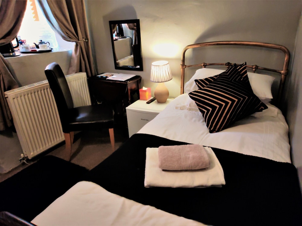 dolgun uchaf guesthouse