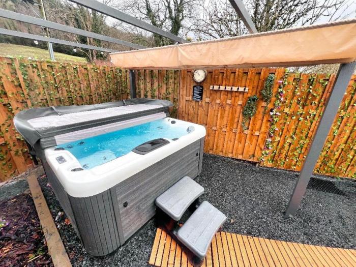 dolgun uchaf guesthouse