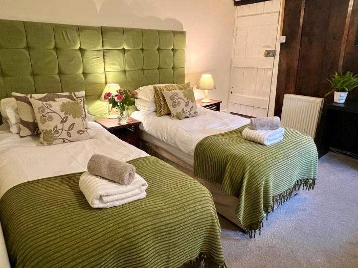 dolgun uchaf guesthouse