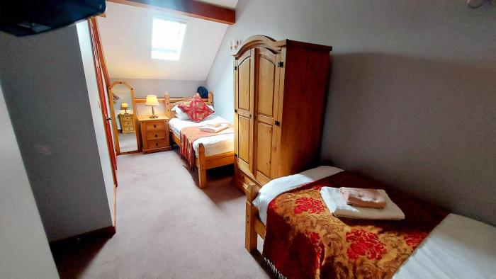 dolgun uchaf guesthouse