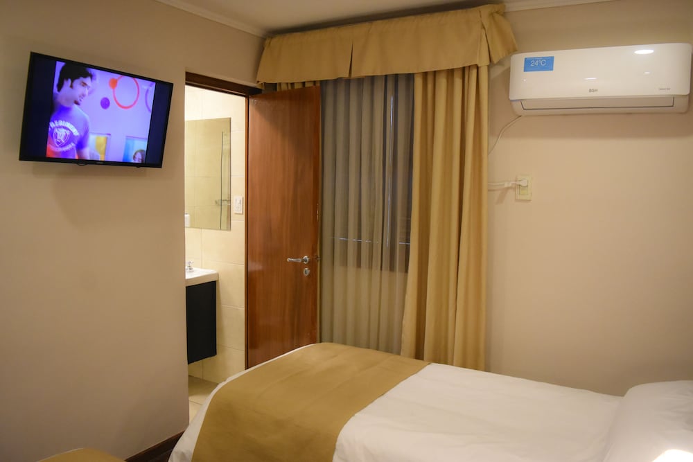 ritz hotel mendoza
