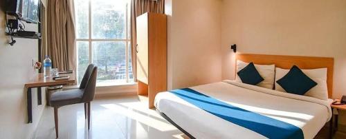 hotel mayfair tower