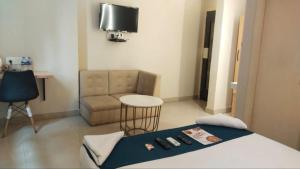 hotel mayfair tower