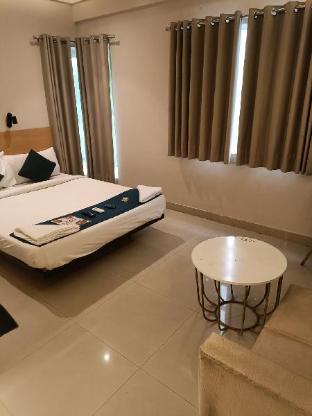 hotel mayfair tower