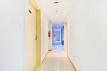 hotel mayfair tower