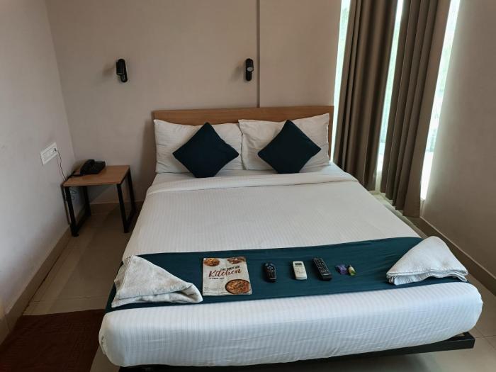 hotel mayfair tower