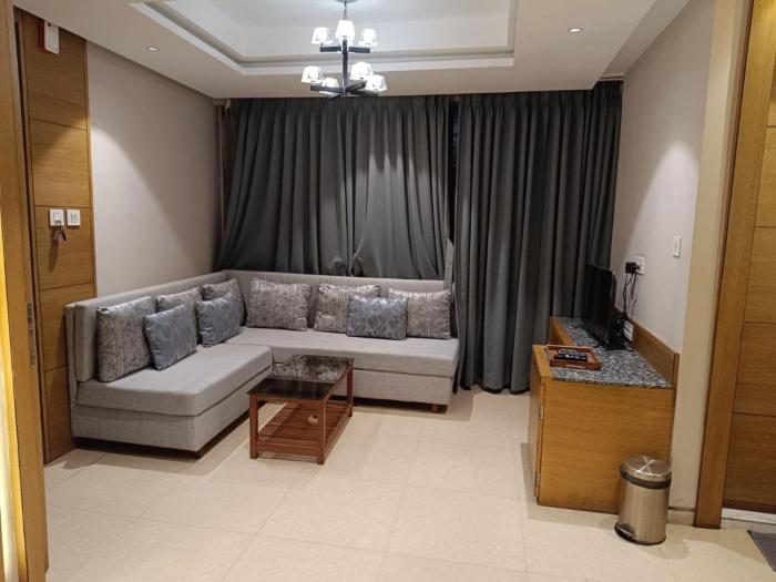 hotel mayfair tower