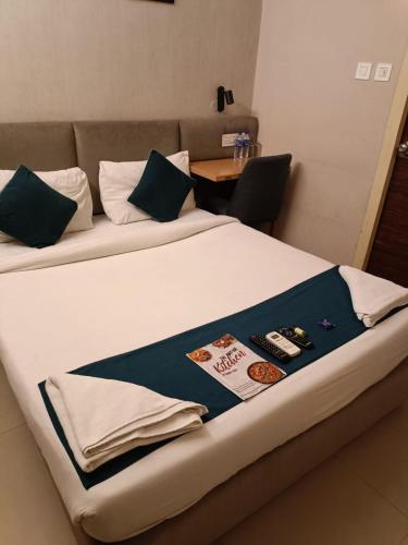 hotel mayfair tower