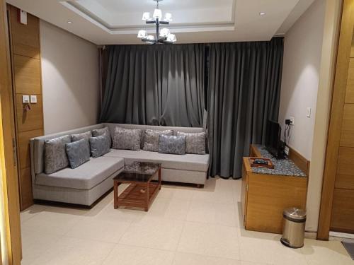 hotel mayfair tower