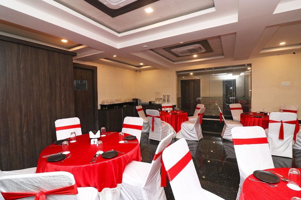 capital o 27765 hotel vip square