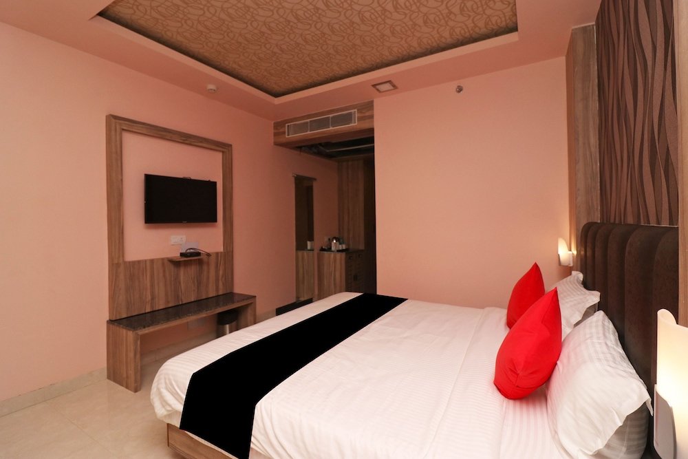 capital o 27765 hotel vip square