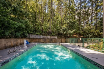 quality inn and suites greensboro near lake oconee