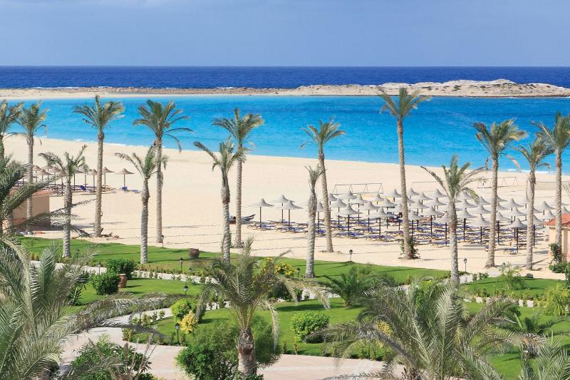 almazino almaza bay