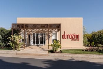 almazino almaza bay