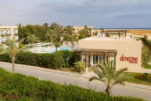 almazino almaza bay