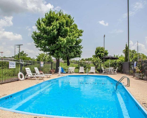 quality inn florence muscle shoals