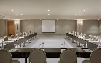 lazzoni hotel