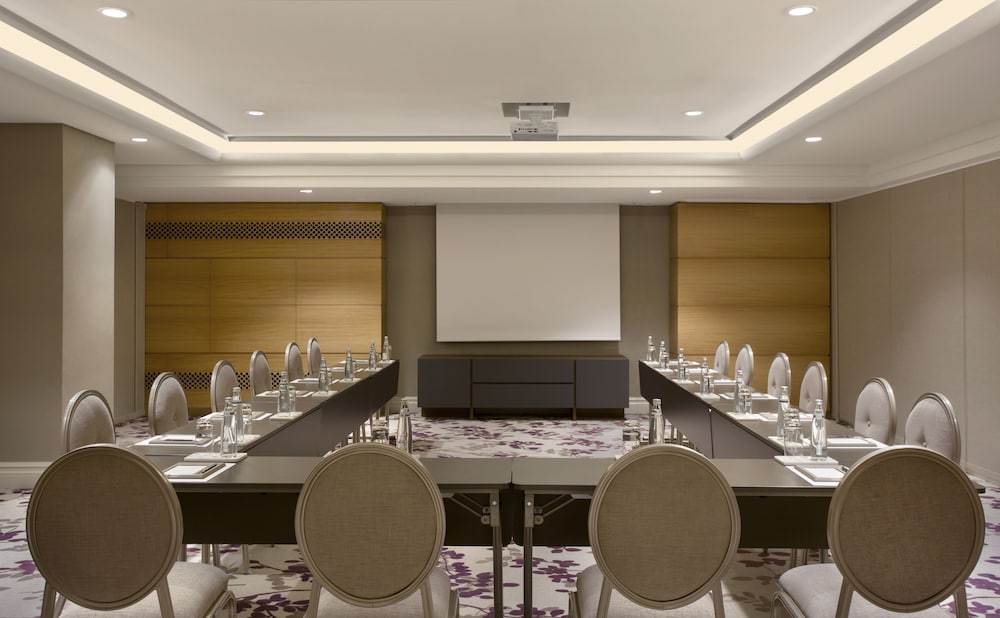 lazzoni hotel